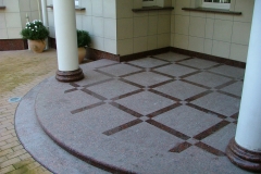 n-VCBEUXTDg
