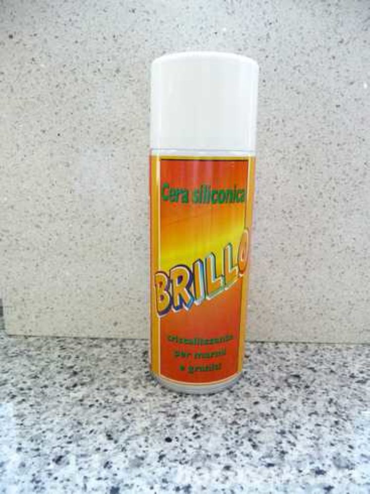 BRILLO аэрозоль на основе растворителя 400 мл.